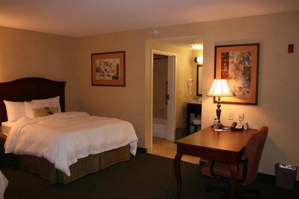 Отель Hampton By Hilton Братлборо Номер фото